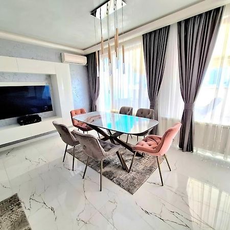 Spacious Prestige Penthouse Warna Exterior foto